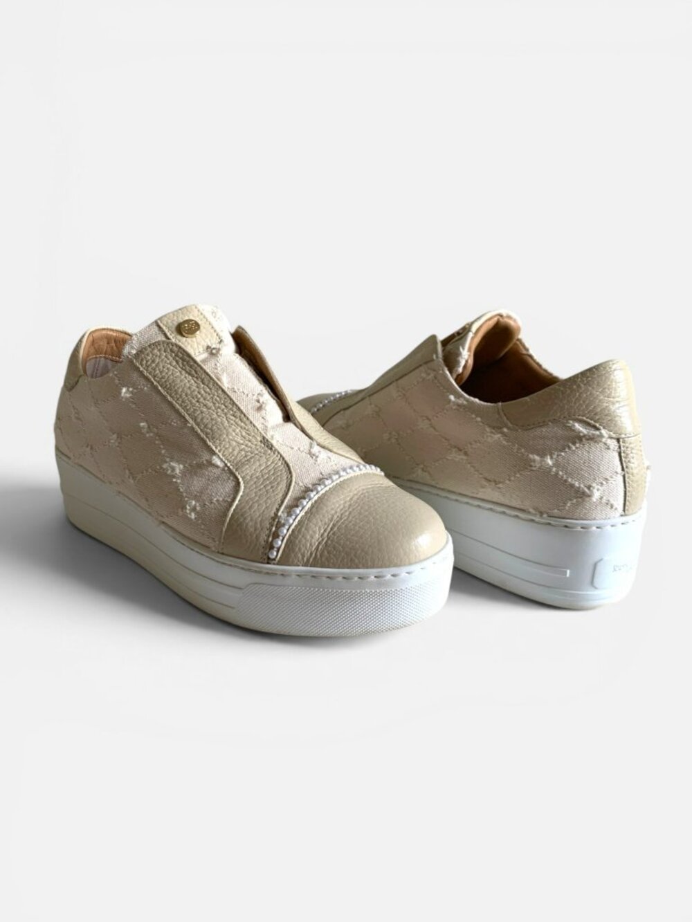 Russell & Bromley Seawalk Pearl Slip On Sneakers Cream Platform Shoes EU 39